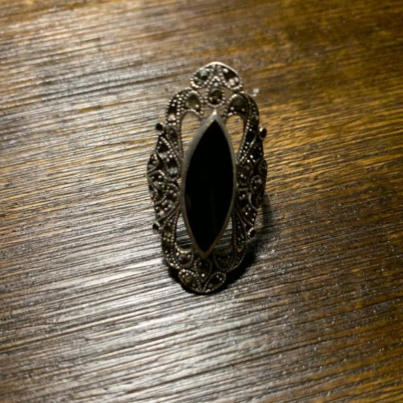 Sterling Silver Onyx and Hematite Ring - Picture 2 of 2